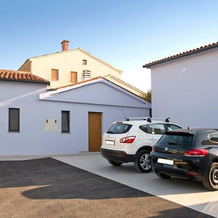 Holiday Home M1 & M2 Pula Buitenkant foto
