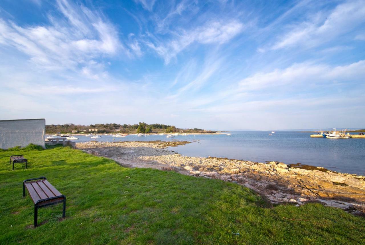 Holiday Home M1 & M2 Pula Buitenkant foto